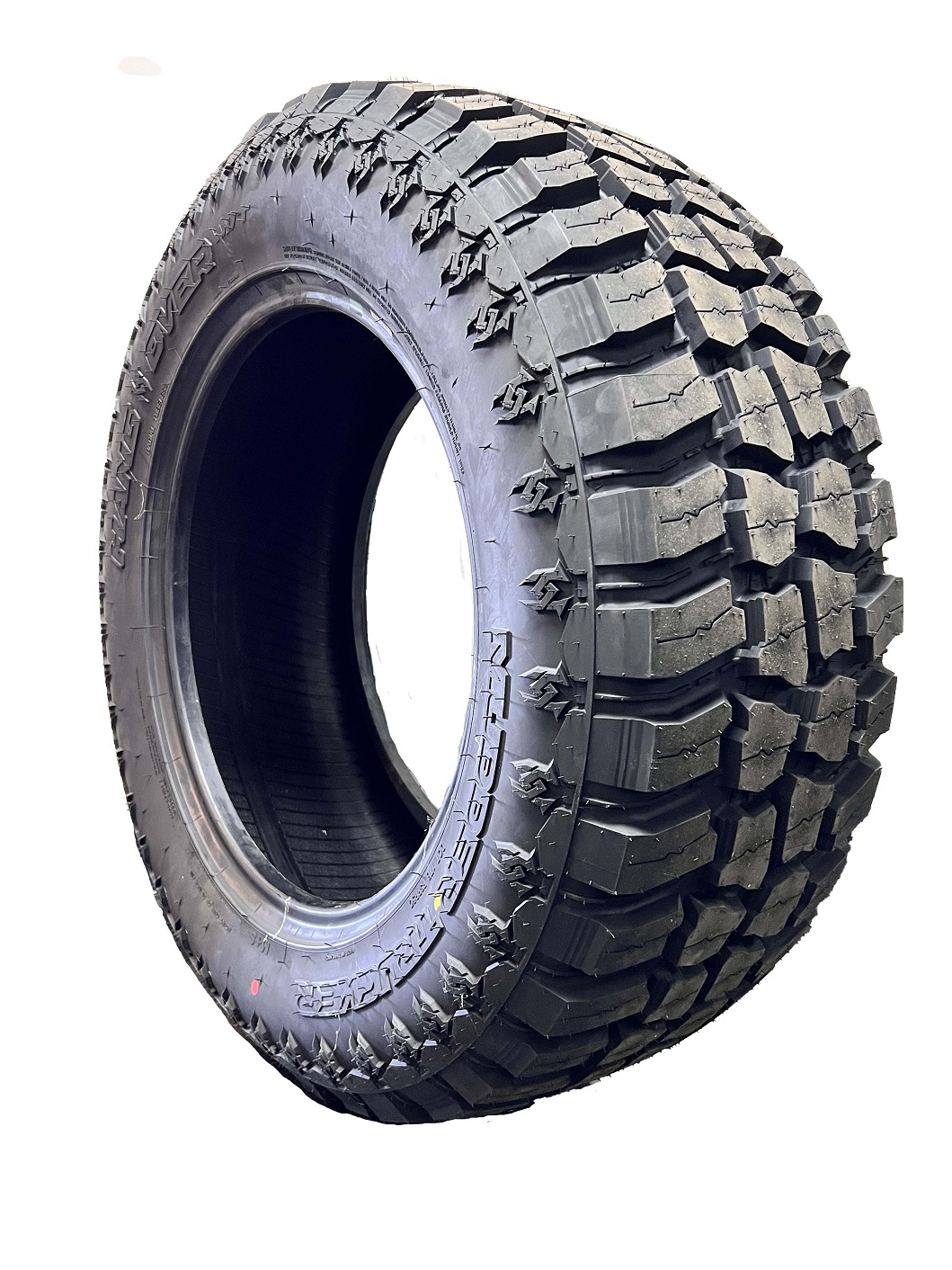 Mudder Trucker Hang Over M/T | Tire Discounters